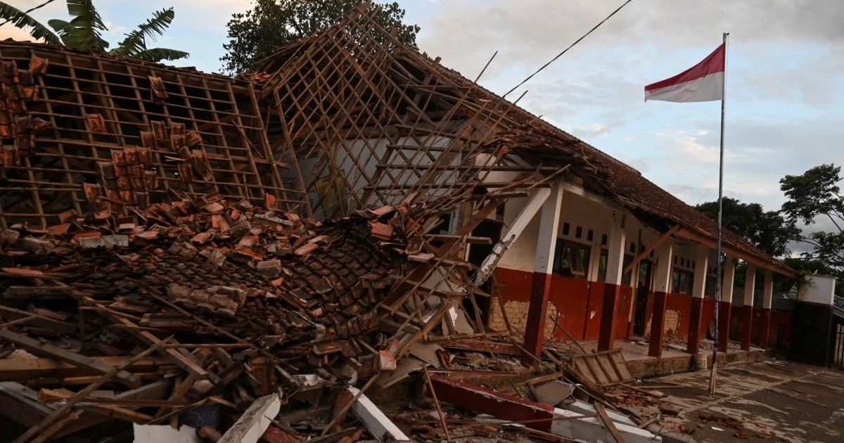 Indonesia: un trágico terremoto dejó 162 muertos