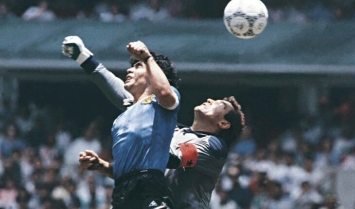 Se subastó la pelota con la que Maradona y la Argentina le ganaron a Inglaterra