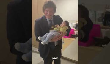 Video: Una mujer le puso Milei a su bebé en honor al diputado liberal: “Quiero que sea economista como él”