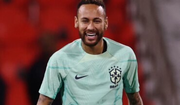 Brasil recupera a Neymar para los octavos de final