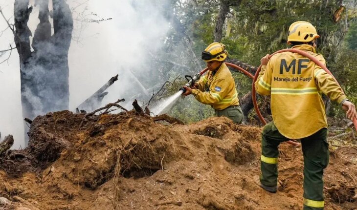 Brigadistas de Bariloche y El Bolsón se suman al combate de los incendios en Tierra del Fuego