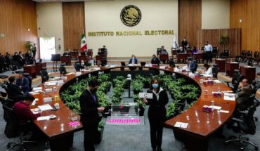 INE y oposición alistan acciones contra reforma electoral