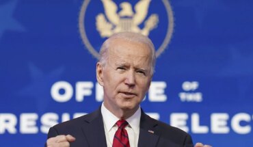 Joe Biden firmó una ley para evitar una huelga ferroviaria