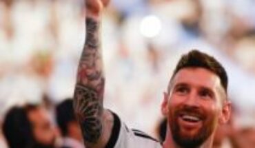 Messi y la pelota, un amor eterno nacido en Rosario