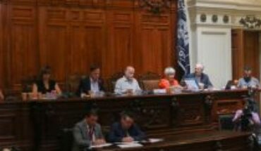 Nuevo proceso constituyente: senadores proponen que elecciones de consejeros se realicen el 7 de mayo