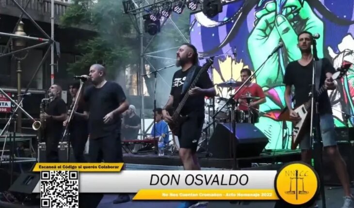 Patricio Santos Fontanet junto a su nueva banda “Don Osvaldo” tocó en el Obelisco por el 18 aniversario de Cromañon