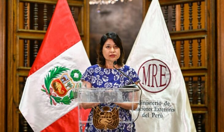 Perú expulsa al embajador de México por el respaldo del país a Pedro Castillo