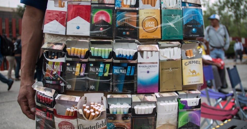 Publican decreto que prohíbe exhibir cigarros en puntos de venta