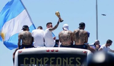 Summary: Olympic helicopter return of the Argentine National Team; Messi: “I always had the dream of being world champion and I didn’t want to stop trying”; More than 4 million people in the streets to celebrate the title of the Argentine National Team