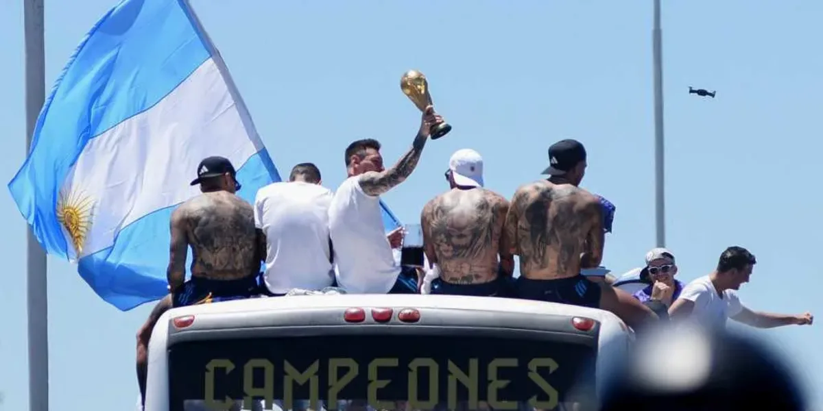 Summary: Olympic helicopter return of the Argentine National Team; Messi: "I always had the dream of being world champion and I didn't want to stop trying"; More than 4 million people in the streets to celebrate the title of the Argentine National Team