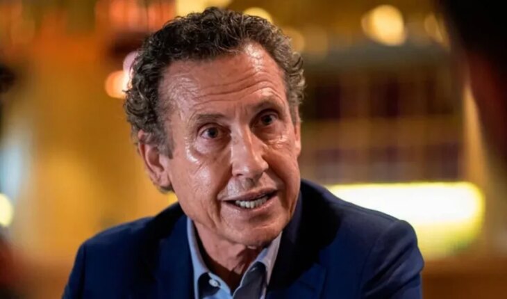 Valdano: “Messi told me that if he was world champion, he would stay in the National Team until the next World Cup”