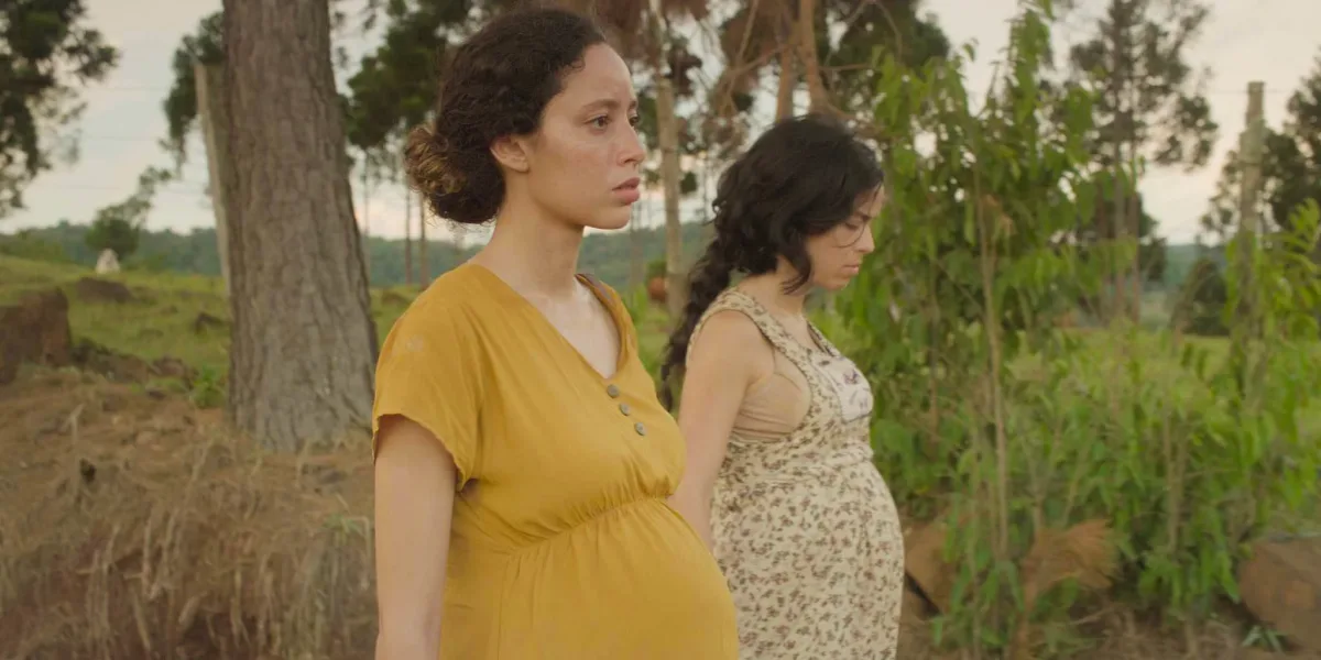 Ailin Salas y Marina Merlino protagonizan "Las preñadas"