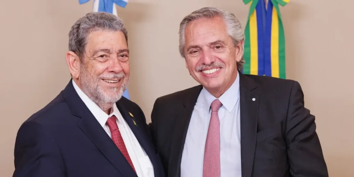 Alberto Fernández met with the Prime Minister of Saint Vincent and the Grenadines