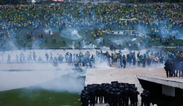 Brazil: At least 400 arrested after assault on the headquarters of the three branches
