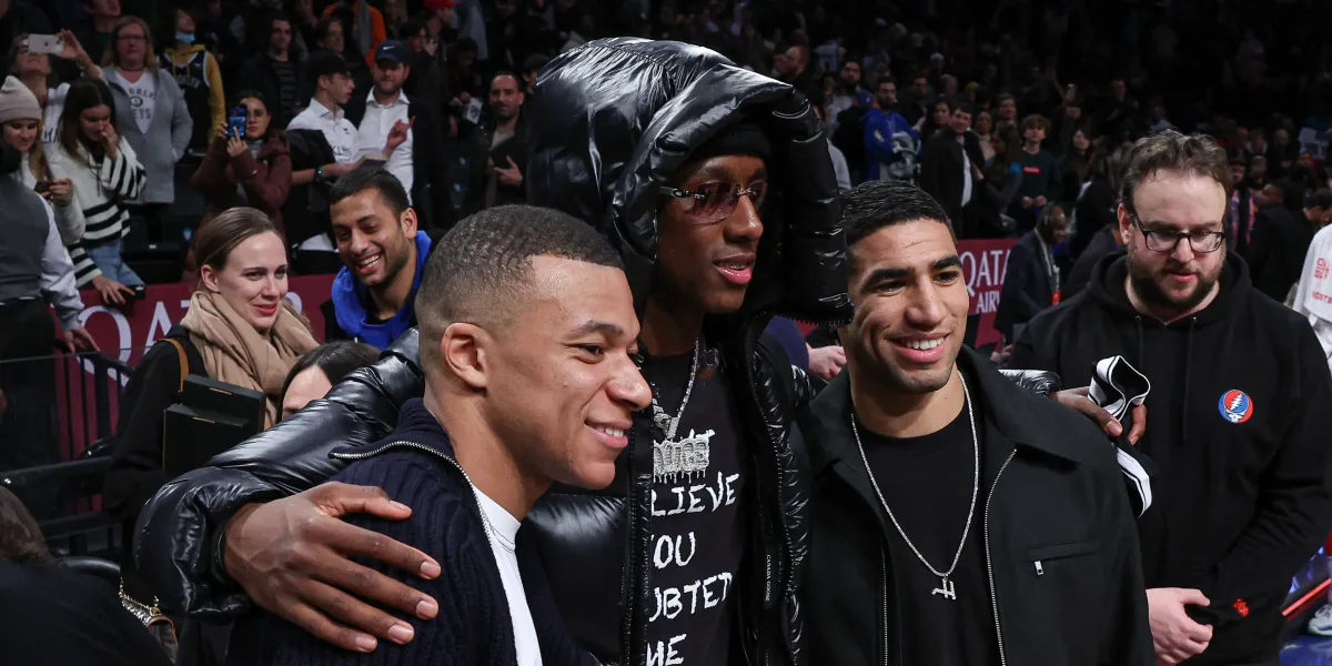 Mbappe went to watch an NBA game and was chanted "boys"