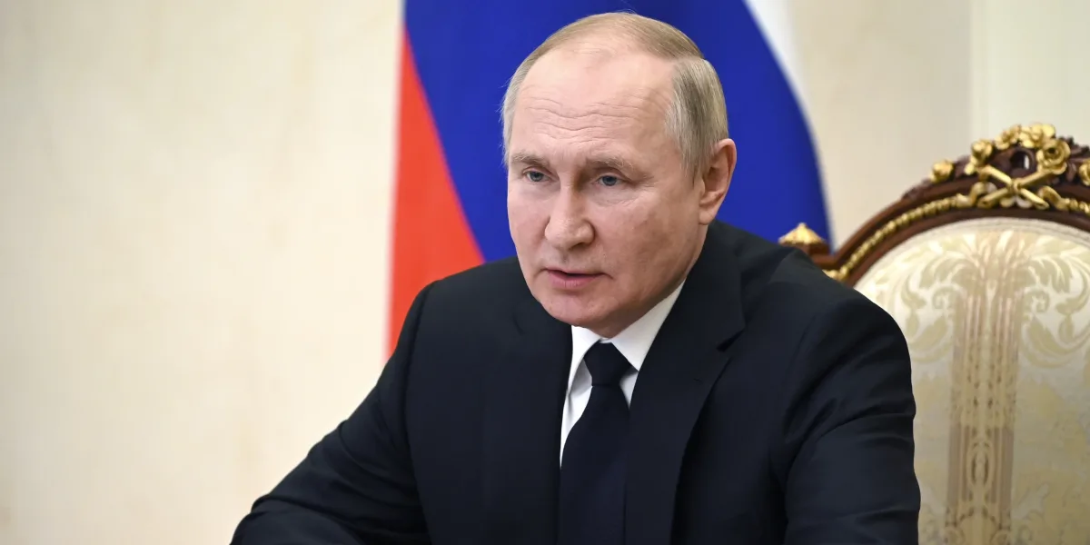Putin cree que la "dinámica" de la ofensiva rusa en Ucrania es "positiva"