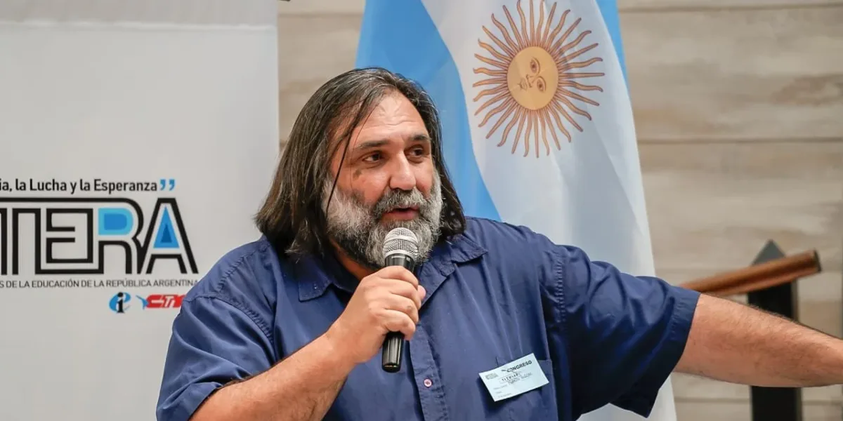Baradel pointed against Santilli: "First to define if he is Buenos Aires or Buenos Aires"