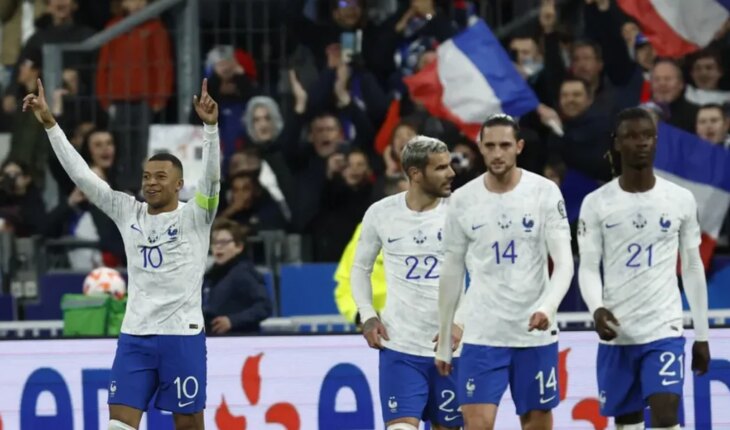Francia vapuleó por 4 a 0 a Países Bajos por eliminatorias UEFA