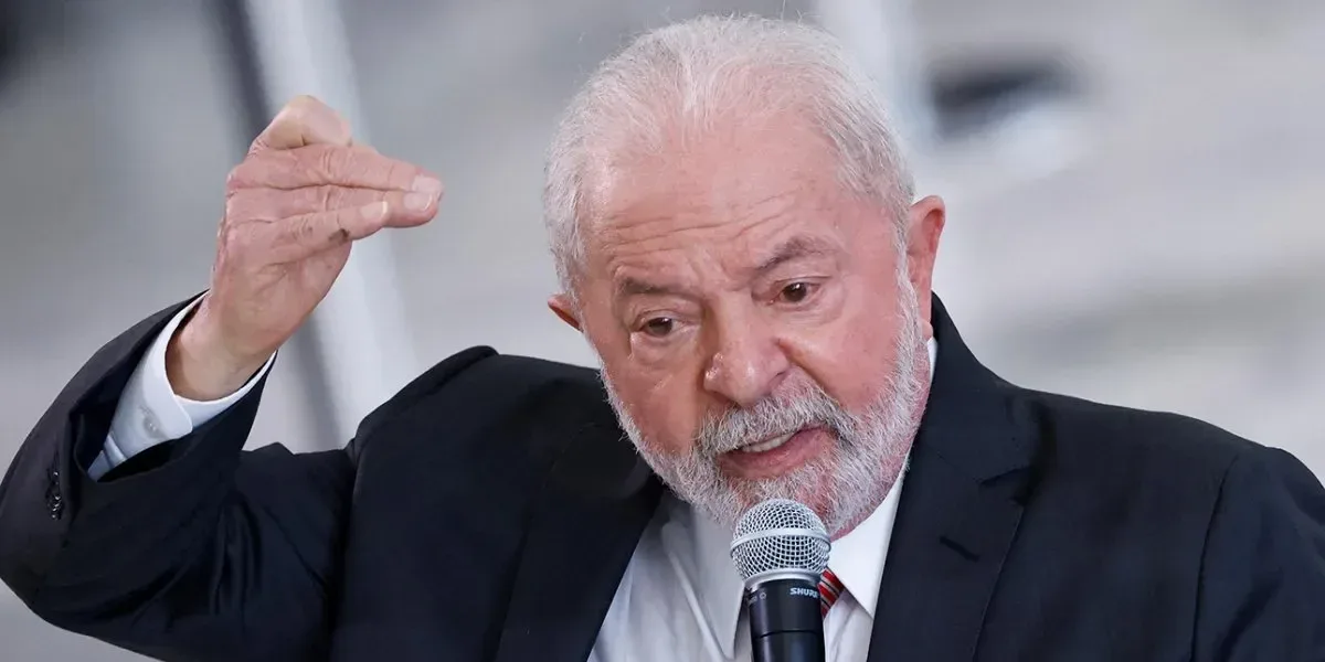Lula cancela visita a China por neumonía