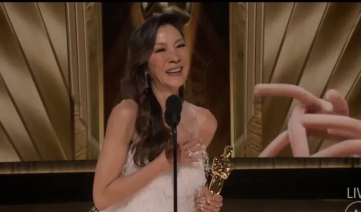 Michelle Yeoh fue elegida como “Mejor actriz” en los Oscar