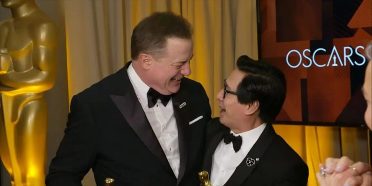Oscar: Brendan Fraser y Ke Huy Quan se reencontraron como ganadores 31 años después de trabajar juntos