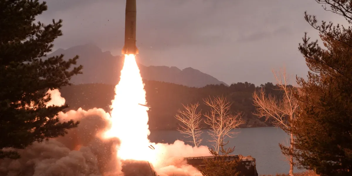 Tensión internacional: Corea del Norte disparó un misil contra las fuerzas de Estados Unidos y Corea del Sur