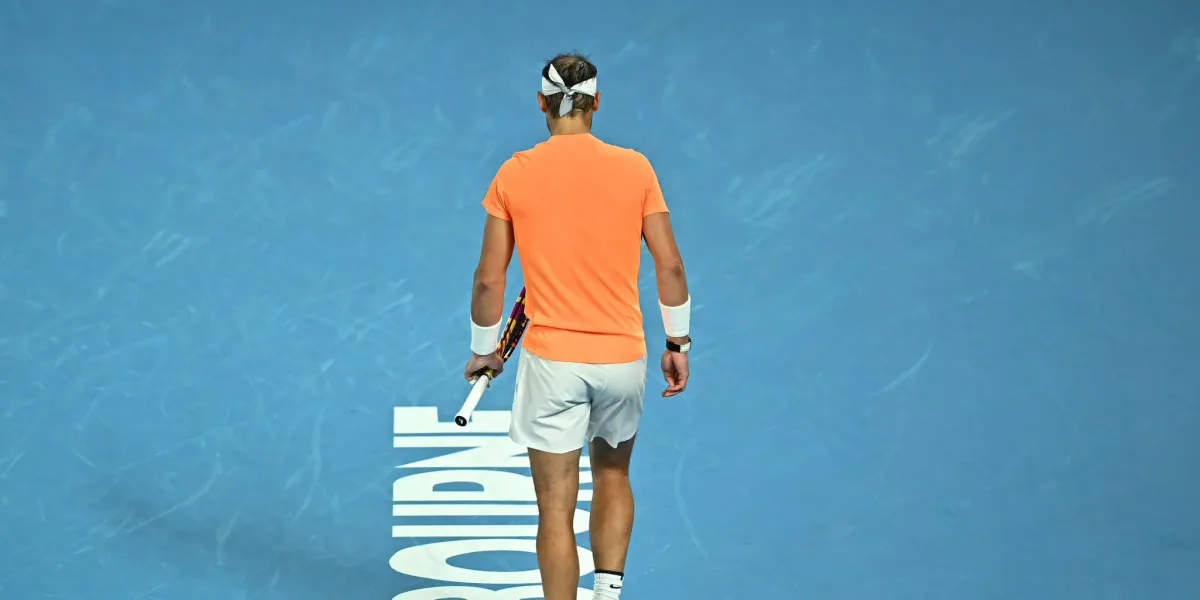 Tras casi 18 años, Nadal salió del top 10