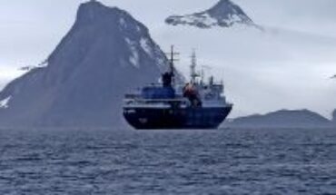 Antarctica: strategic issue in the constitutional discussion