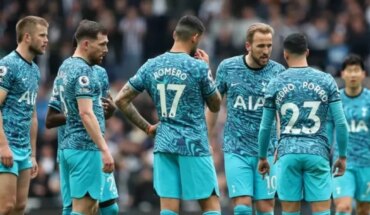 Tottenham players will refund ticket money to fans who went to the game against Newcastle