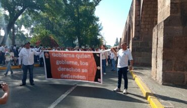 Con mitin frente al Colegio de San Nicolás culmina la marcha del Día del Trabajo en Morelia