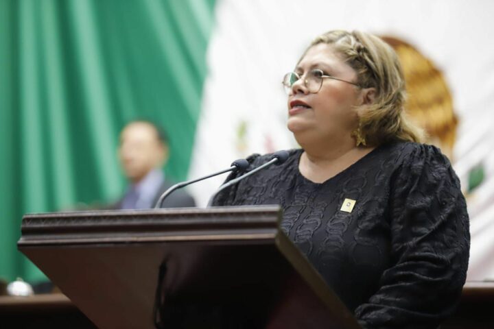 En Michoacán se garantiza el derecho humano a la salud de pensionados del ISSSTE: Julieta García