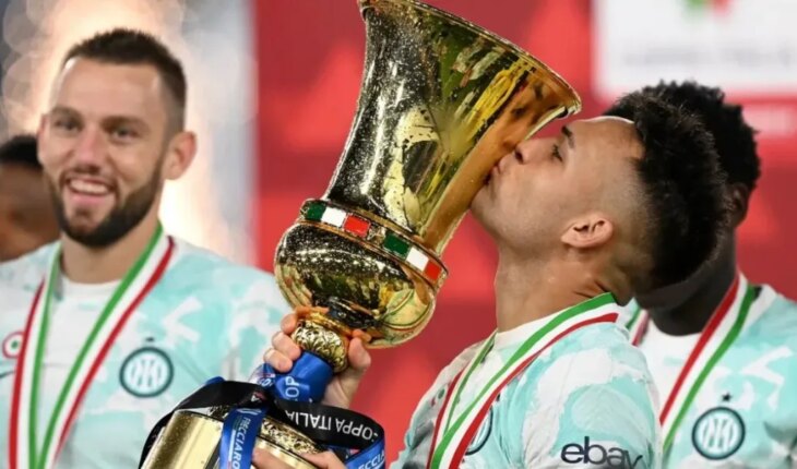 With two goals from Lautaro Martínez, Inter beat Fiorentina and became champions of the Coppa Italia