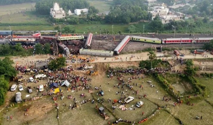 Accidente ferroviario en la India: el número de muertos ascendió a 288