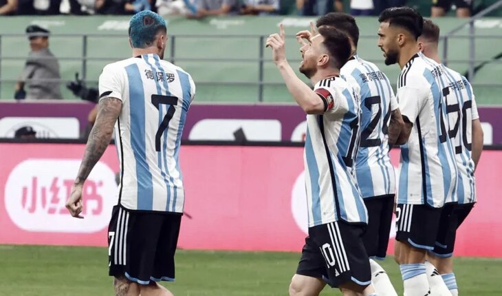 Con la magia de Messi, Argentina le ganó a Australia en el inicio de la gira