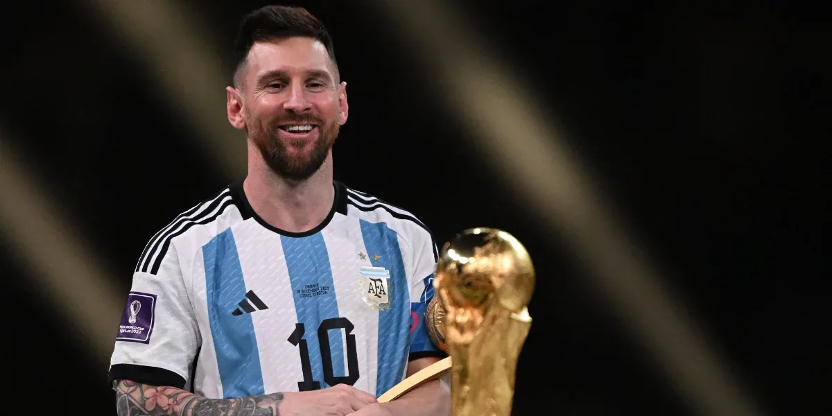 Messi recordó la obtención del Mundial de Qatar con un emotivo posteo: "Levantamos la más linda de todas"