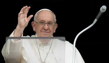 Pope Francis continues to evolve favorably after the operation