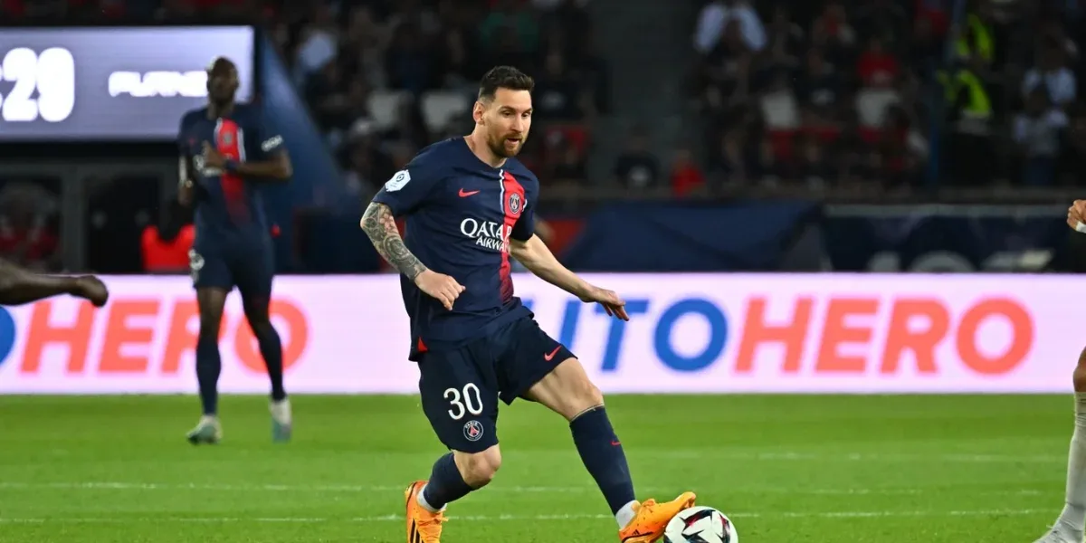 With boos and a defeat, Lionel Messi said goodbye to PSG