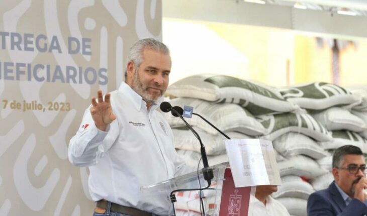Con éxito concluye entrega de fertilizantes gratuitos a productores de Michoacán