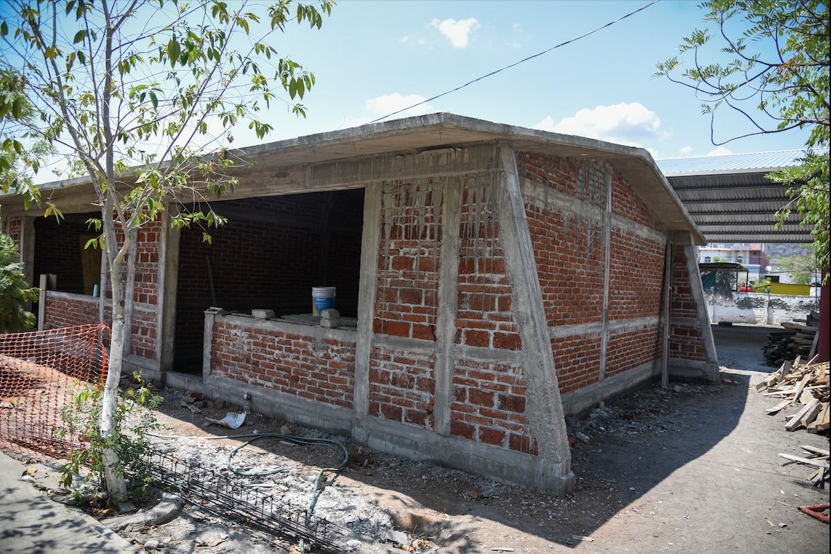 Concluye reconstrucción de 7 escuelas afectadas por sismo en Apatzingán