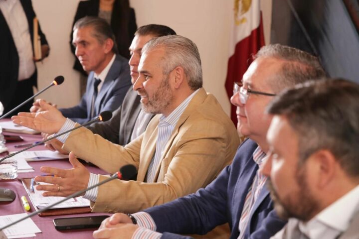 Government of Michoacán and Federal Chamber of Deputies will promote hydraulic infrastructure work