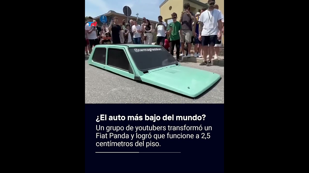 "¿TANTO LO VAS A BAJAR?" I Youtubers italianos lograron crear "el auto más bajo del mundo"