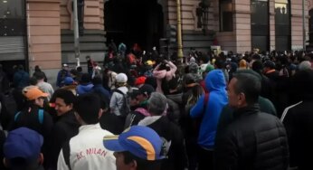 A protest blocked the tracks on the Roca train line and there were disturbances at Constitución station