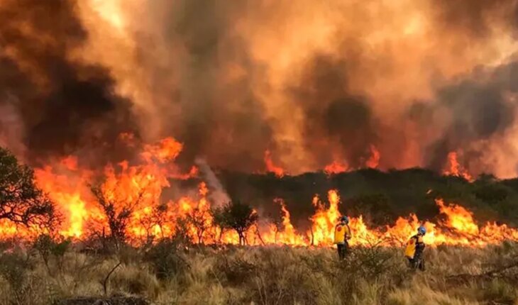 Alerta de riesgo de incendios en Córdoba y San Luis debido a las altas temperaturas