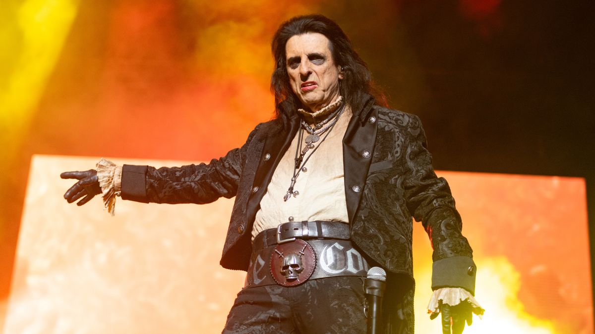 Alice Cooper GettyImages-1537939315 web