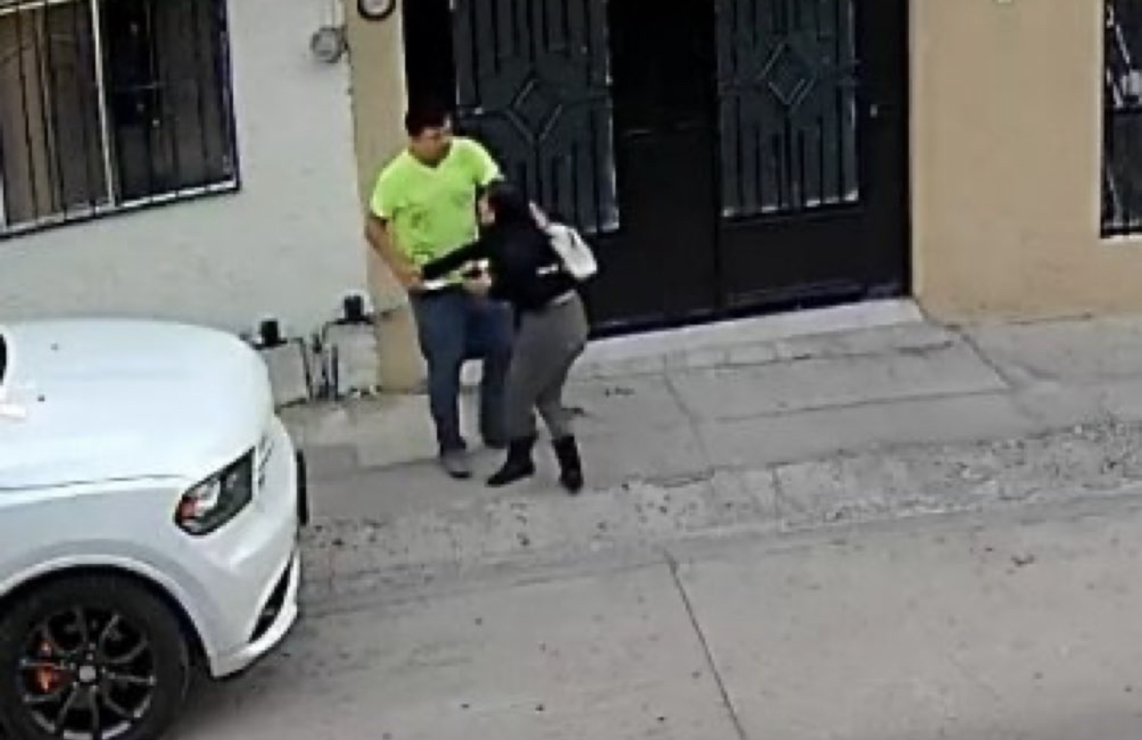 Buscan a sujeto que acuchillo a mujer en León, Guanajuato