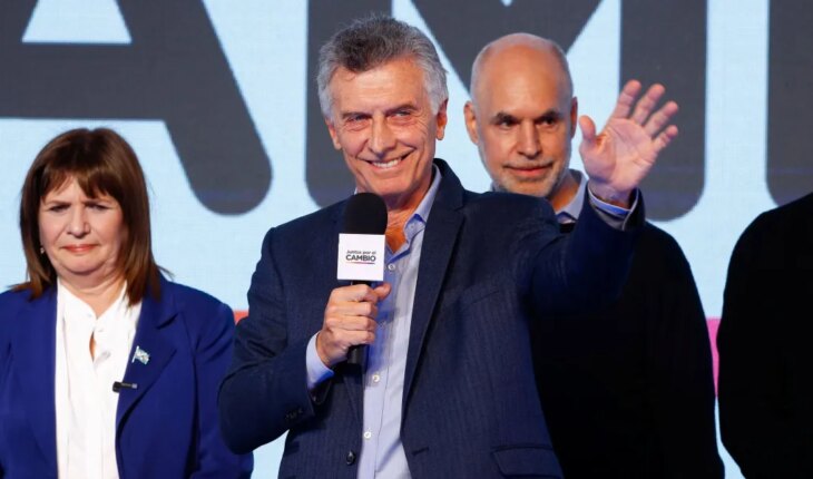 Javier Milei anticipó que si llega a la Presidencia le ofrecerá un cargo a Mauricio Macri; Carrió renunció a su candidatura del Parlasur; y más
