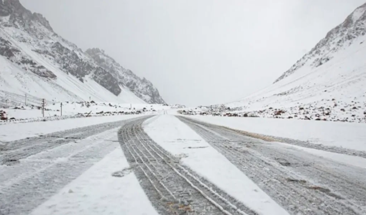 Mendoza y Neuquén en alerta rojo por lluvias y nevadas en la zona cordillerana