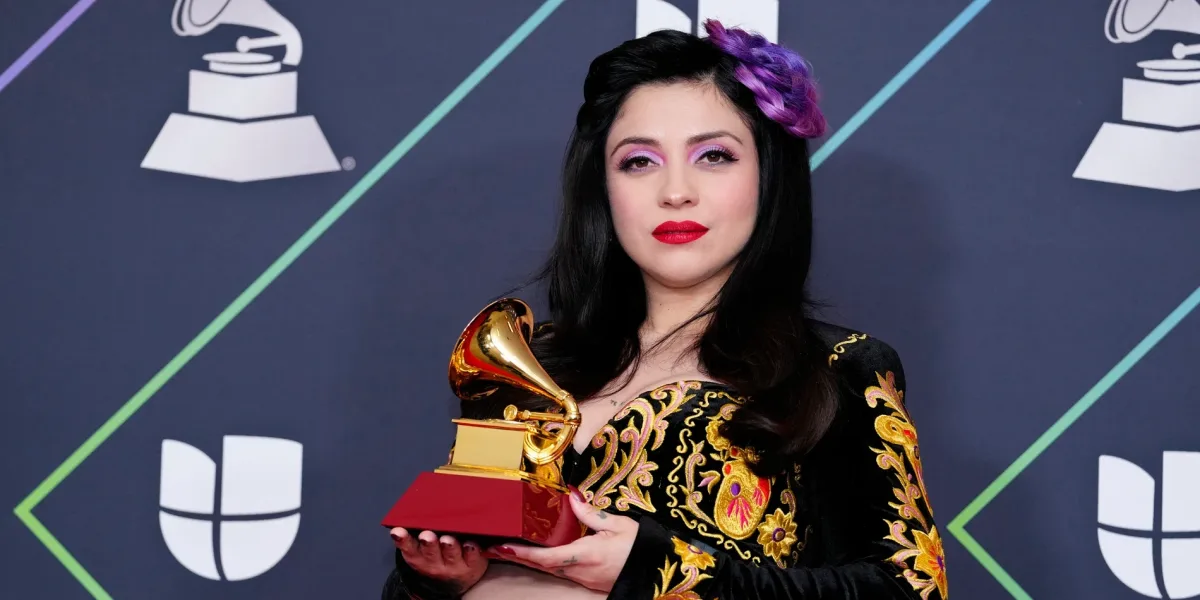 Mon Laferte será distinguida entre las Leading Ladies of Entertainment de los Latin Grammy