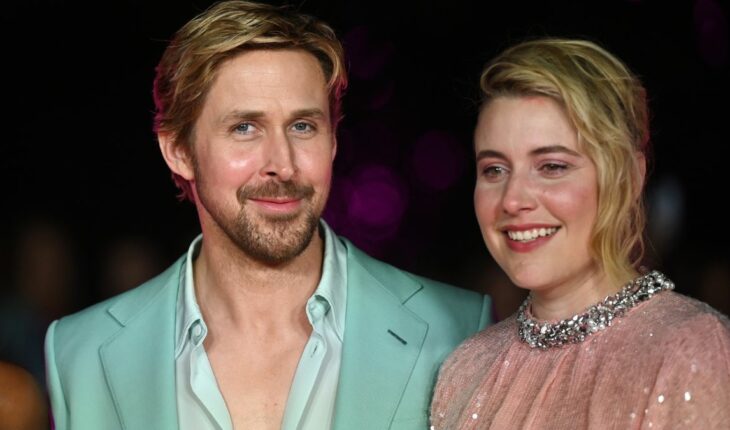 Ryan Gosling sorprendió a Greta Gerwig con un ‘flash mob’ de Barbie — Rock&Pop