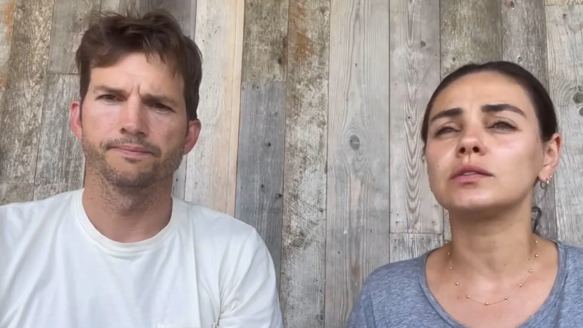 Ashton Kutcher y Mila Kunis se disculparon públicamente por las cartas de apoyo a Danny Masterson